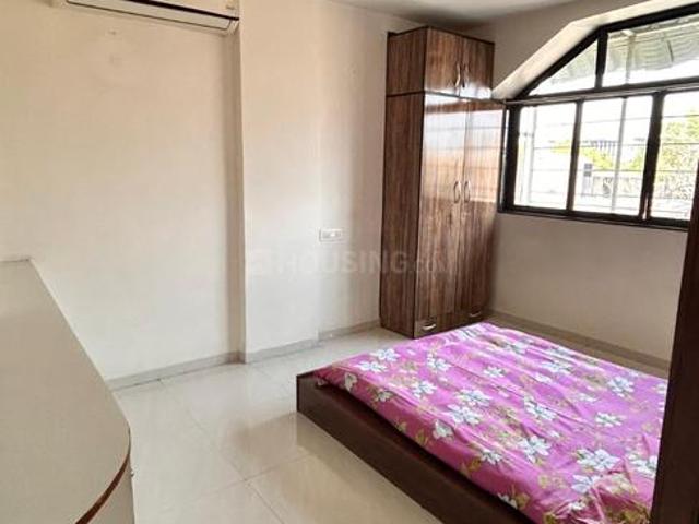 2 BHK Apartment in Lakadganj for rent Nagpur. The reference number is 21018442