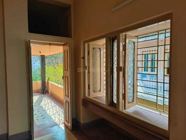 2 BHK Apartment in Lake Town for rent Kolkata. The reference number is 20600370
