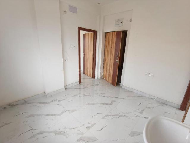 2 BHK Apartment in Lake Town for resale Kolkata. The reference number is 21075257