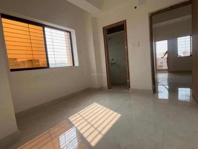 2 BHK Apartment in Lake Town for resale Kolkata. The reference number is 21285454