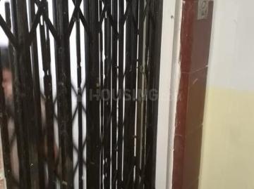 2 BHK Apartment in Lake Gardens for rent Kolkata. The reference number is 20211232