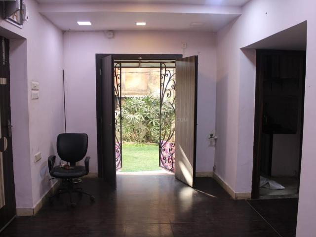 2 BHK Apartment in Lake Gardens for resale Kolkata. The reference number is 20979850