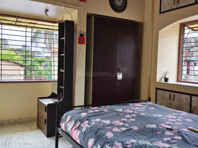 2 BHK Apartment in Lake Gardens for resale Kolkata. The reference number is 21081203