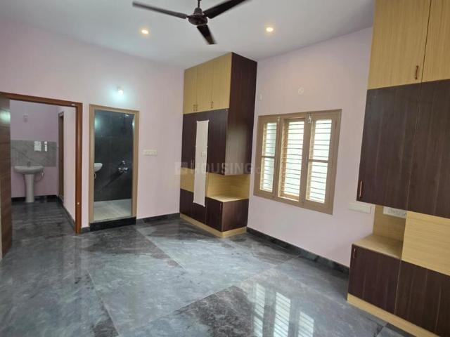 2 BHK Apartment in Lal Bahadur Shastri Nagar for rent Bengaluru. The reference number is 21366046