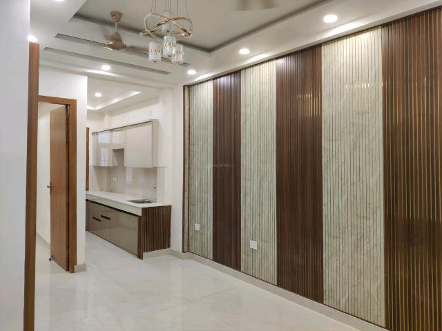 2 BHK Apartment in Lal Kuan for resale Ghaziabad. The reference number is 21225548