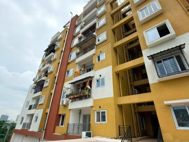 2 BHK Apartment in Lalmati for resale Guwahati. The reference number is 20946333