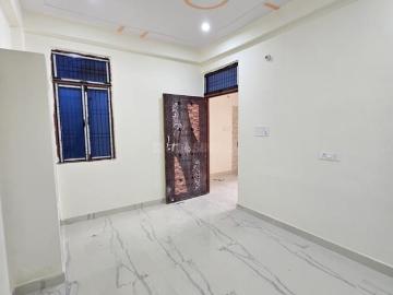 2 BHK Apartment in Lanka for rent Varanasi. The reference number is 20080554