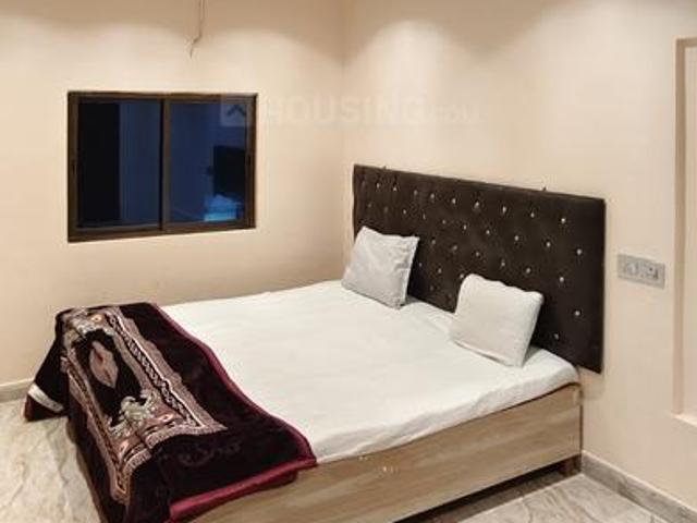2 BHK Apartment in Lanka for rent Varanasi. The reference number is 21152930