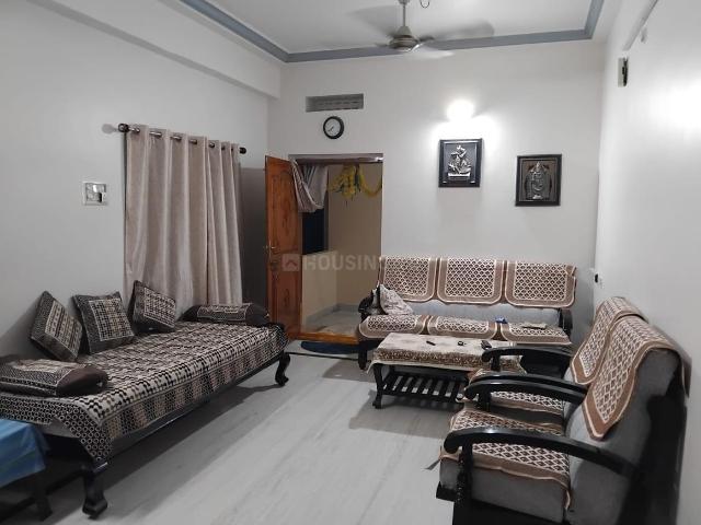 2 BHK Apartment in LIC Colony for rent Vijayawada. The reference number is 21077153