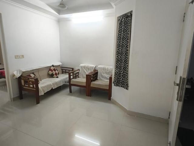 2 BHK Apartment in M.G. Road for rent Kochi. The reference number is 20708670