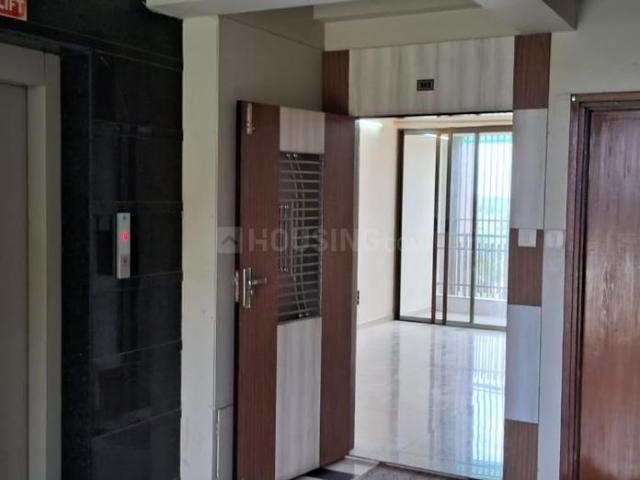 2 BHK Apartment in Motera for rent Ahmedabad. The reference number is 20406879