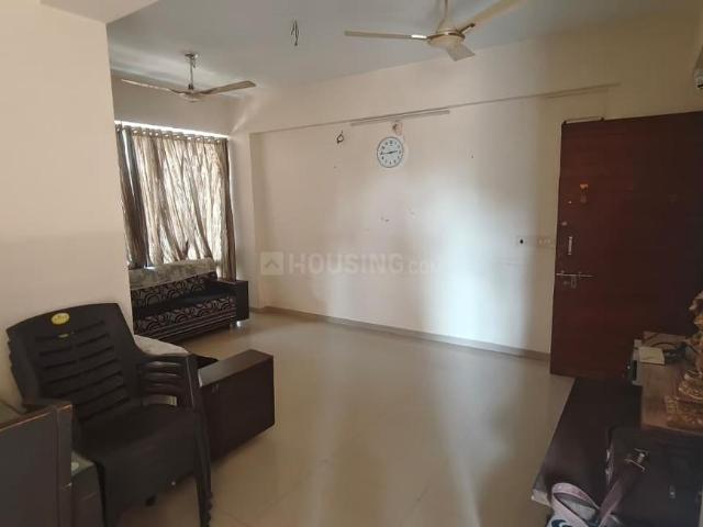 2 BHK Apartment in Motera for rent Ahmedabad. The reference number is 21178238