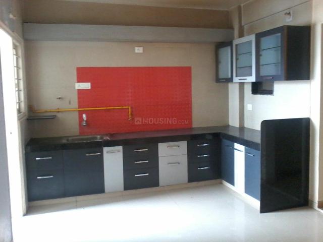 2 BHK Apartment in Motera for rent Ahmedabad. The reference number is 21200715