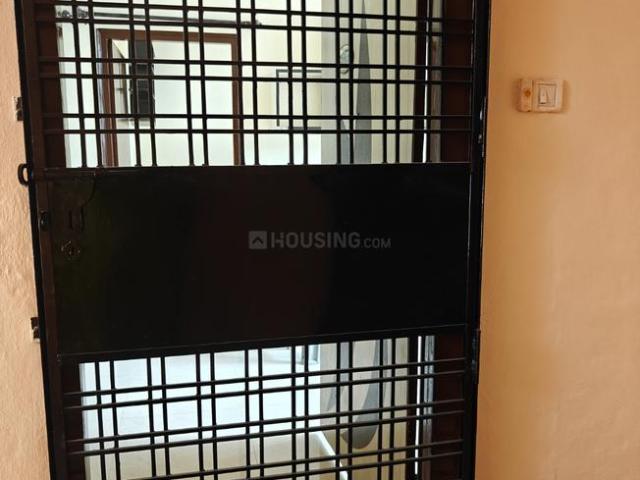 2 BHK Apartment in Moti Nagar for rent Hyderabad. The reference number is 20737502