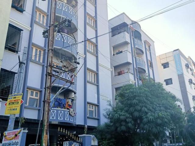 2 BHK Apartment in Moula Ali for resale Secunderabad. The reference number is 21063493
