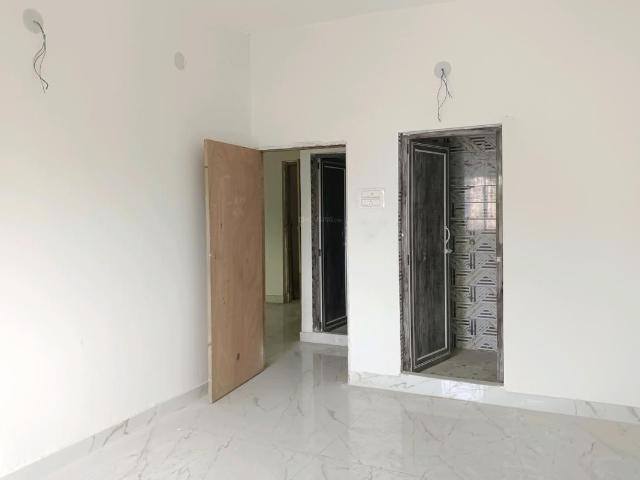 2 BHK Apartment in Mourigram for resale Howrah. The reference number is 18895238