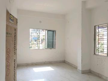 2 BHK Apartment in Mourigram for resale Howrah. The reference number is 19627739
