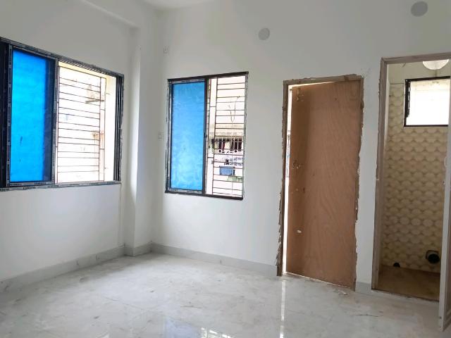2 BHK Apartment in Mourigram for resale Howrah. The reference number is 20631888