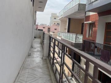 2 BHK Apartment in Model Town for rent Rohtak. The reference number is 20370312