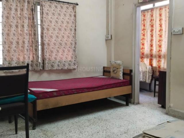 2 BHK Apartment in Modi Colony for rent Pune. The reference number is 19581481