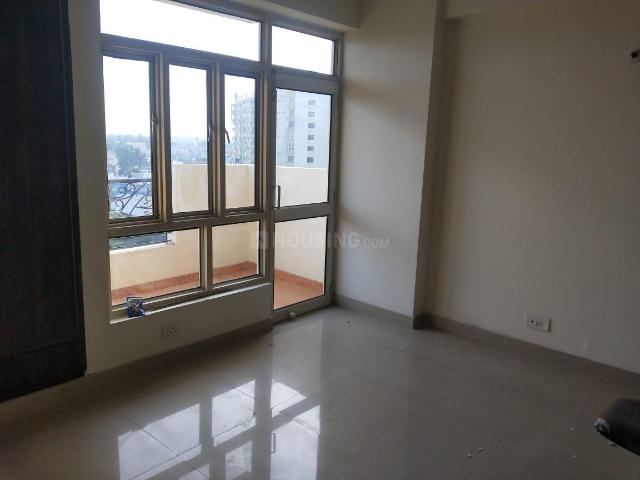 2 BHK Apartment in Modipuram for rent Meerut. The reference number is 5602930