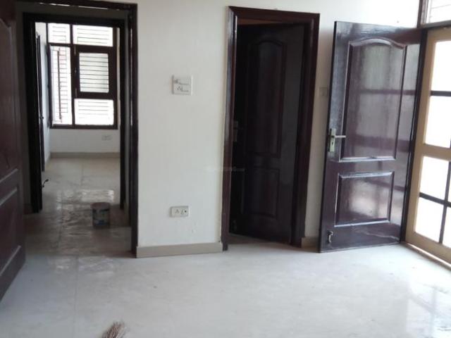 2 BHK Apartment in Modipuram for rent Meerut. The reference number is 9120184