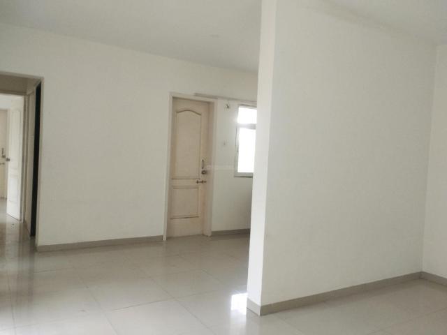 2 BHK Apartment in Mohammed Wadi for rent Pune. The reference number is 16200464
