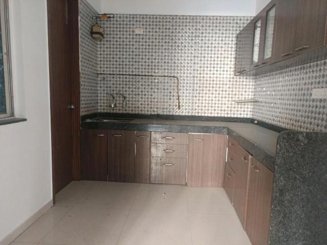 2 BHK Apartment in Mohammed Wadi for rent Pune. The reference number is 19069635