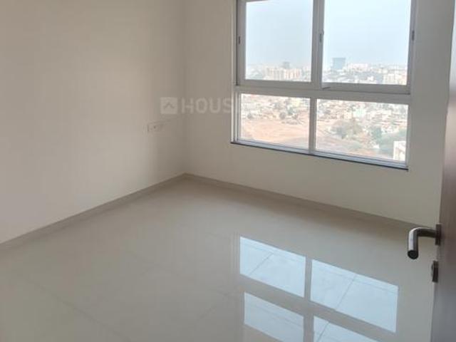 2 BHK Apartment in Mohammed Wadi for rent Pune. The reference number is 19449570