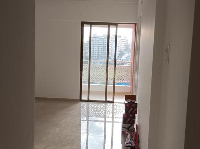 2 BHK Apartment in Mohammed Wadi for rent Pune. The reference number is 20236064