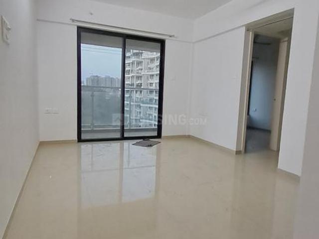 2 BHK Apartment in Mohammed Wadi for rent Pune. The reference number is 20496681