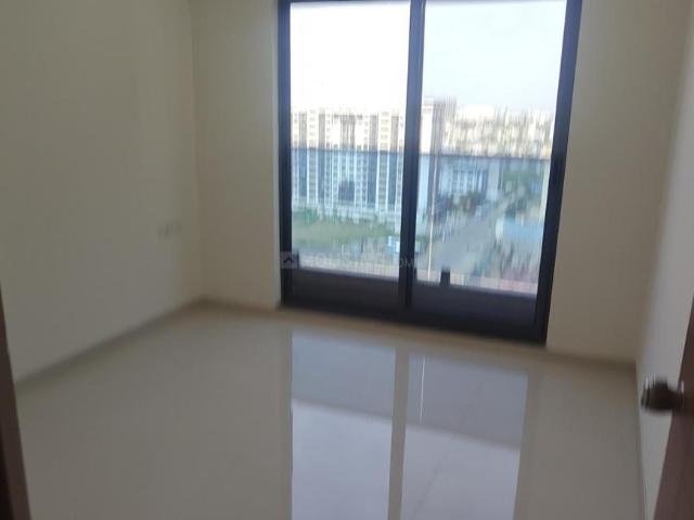 2 BHK Apartment in Mohammed Wadi for rent Pune. The reference number is 20561214