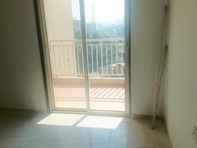 2 BHK Apartment in Mohammed Wadi for rent Pune. The reference number is 20732667