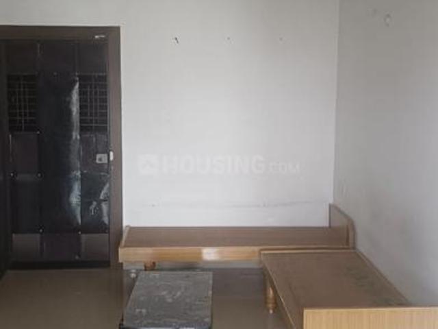 2 BHK Apartment in Mohammed Wadi for rent Pune. The reference number is 20745633