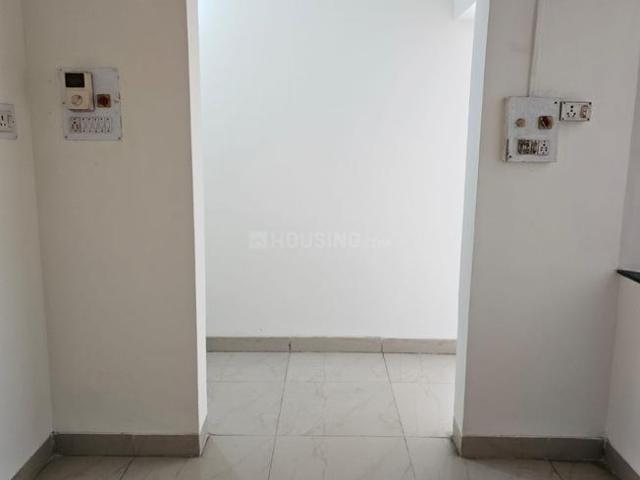 2 BHK Apartment in Mohammed Wadi for rent Pune. The reference number is 20968929