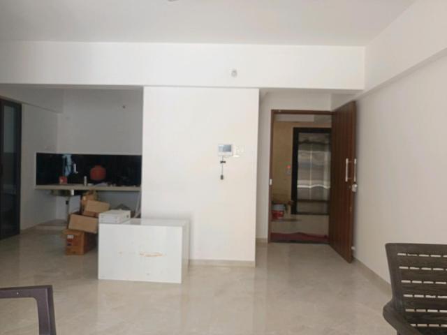 2 BHK Apartment in Mohammed Wadi for rent Pune. The reference number is 20988551