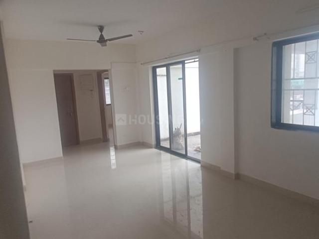 2 BHK Apartment in Mohammed Wadi for rent Pune. The reference number is 21003905