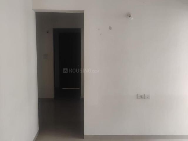 2 BHK Apartment in Mohammed Wadi for rent Pune. The reference number is 21014310