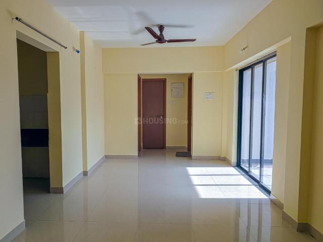 2 BHK Apartment in Mohammed Wadi for rent Pune. The reference number is 21020566