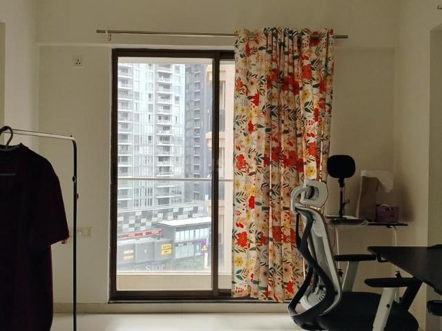 2 BHK Apartment in Mohammed Wadi for rent Pune. The reference number is 21033795