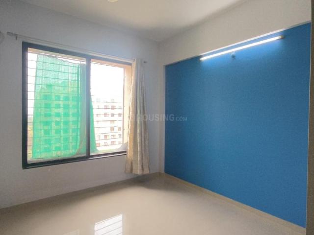 2 BHK Apartment in Mohammed Wadi for rent Pune. The reference number is 21061535