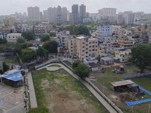 2 BHK Apartment in Mohammed Wadi for rent Pune. The reference number is 21070253