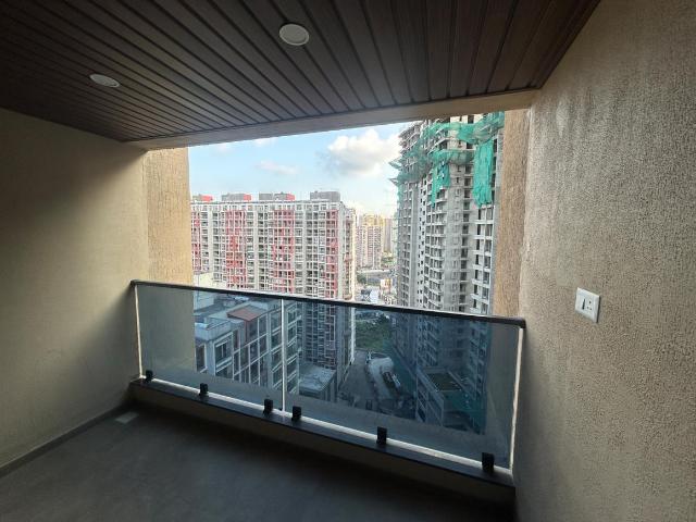 2 BHK Apartment in Mohammed Wadi for rent Pune. The reference number is 21095066
