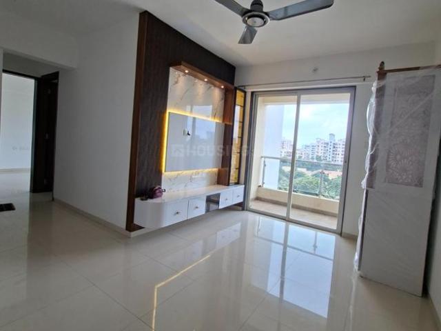 2 BHK Apartment in Mohammed Wadi for rent Pune. The reference number is 21099698