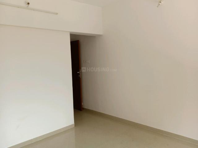 2 BHK Apartment in Mohammed Wadi for rent Pune. The reference number is 21144263