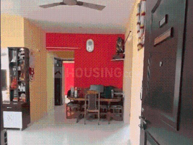 2 BHK Apartment in Mohammed Wadi for rent Pune. The reference number is 21146958