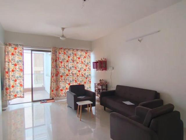 2 BHK Apartment in Mohammed Wadi for rent Pune. The reference number is 21141563