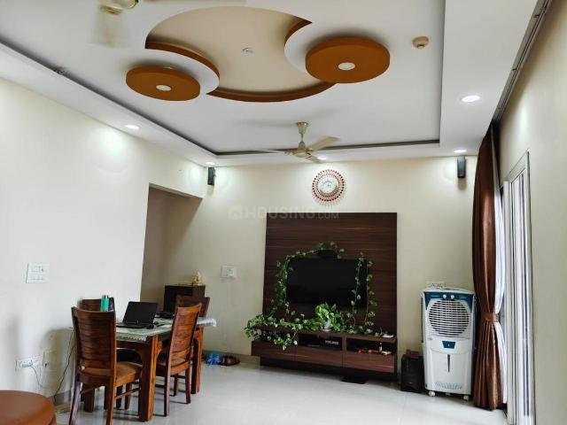 2 BHK Apartment in Mohammed Wadi for rent Pune. The reference number is 21178440
