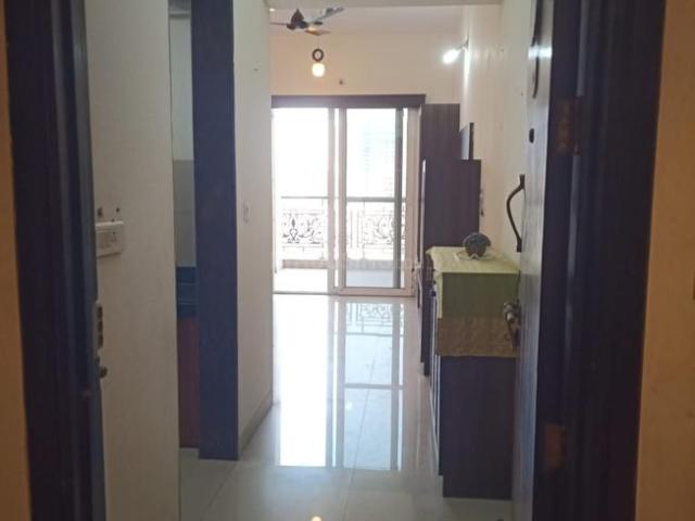 2 BHK Apartment in Mohammed Wadi for rent Pune. The reference number is 21203994