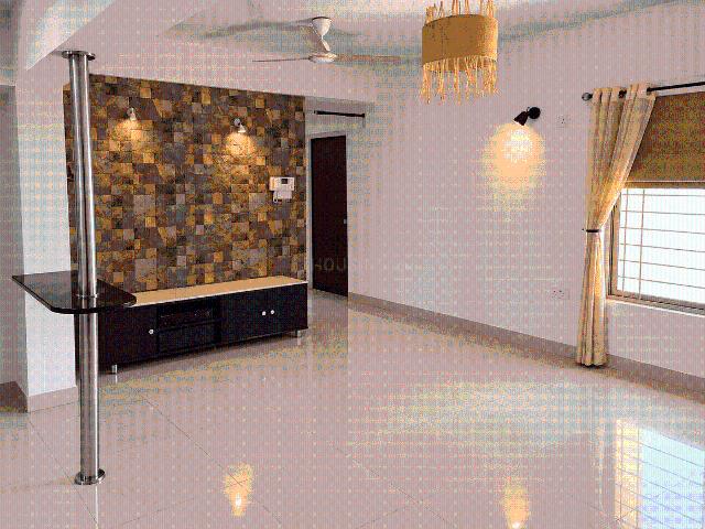 2 BHK Apartment in Mohammed Wadi for rent Pune. The reference number is 21263116